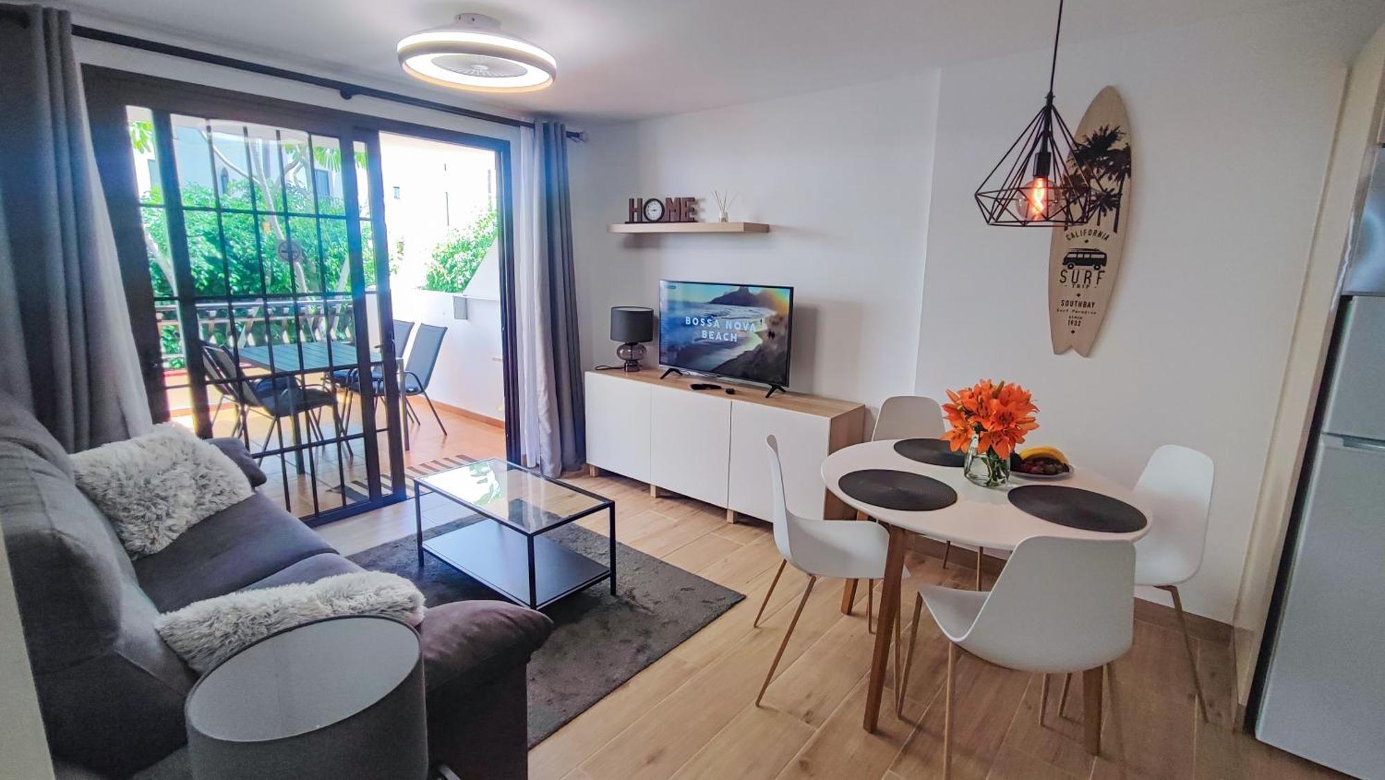 Diamantes - Relaxing Tenerife Getaway - Heated Pool - Los Cristianos Los Cristianos  Exterior photo